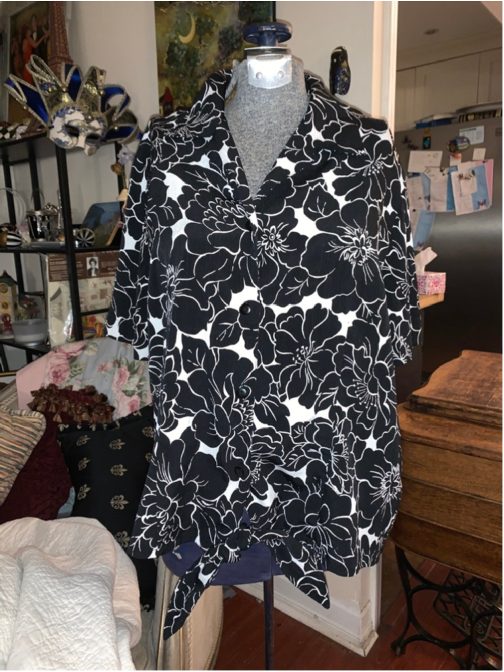 Women's Tanjay Black & White Floral Button Down Shirt Plus Size 16